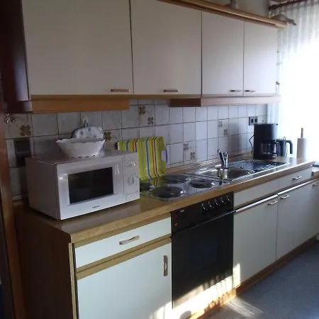 Lehmann 15090 דירה לייר